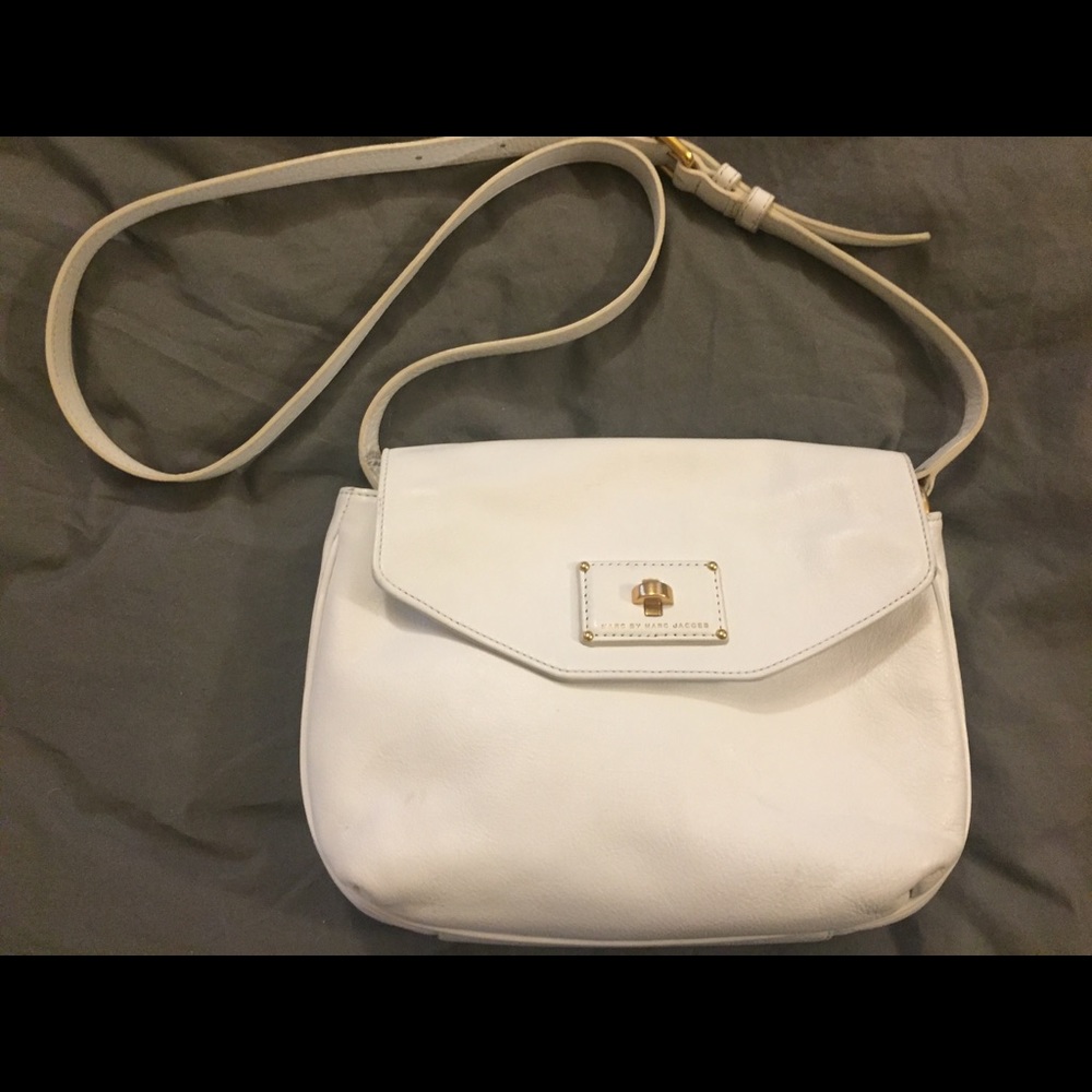 White Marc Jacobs crossbody